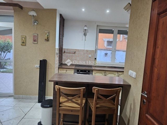 Eladó családi ház, Fóton 142.5 M Ft, 4+1 szobás