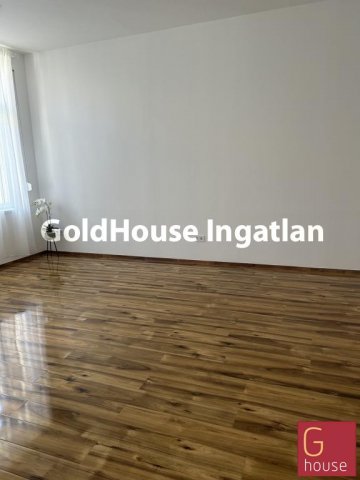 Eladó téglalakás, Budapesten, V. kerületben, Hold utcában