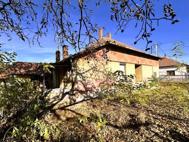 Eladó családi ház, Nagybánhegyesen 9.75 M Ft, 3 szobás