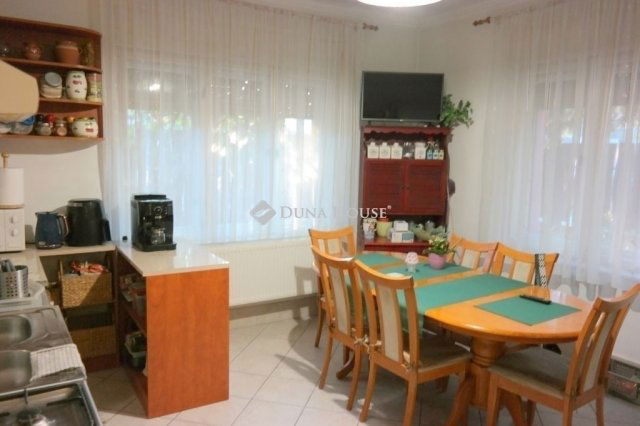 Eladó családi ház, Budapesten, XX. kerületben 109 M Ft, 5 szobás