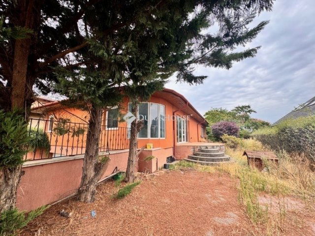 Eladó családi ház, Nagytarcsán 115 M Ft, 6 szobás