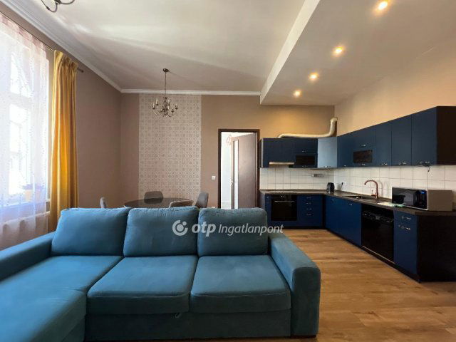 Eladó téglalakás, Budapesten, III. kerületben 91.7 M Ft