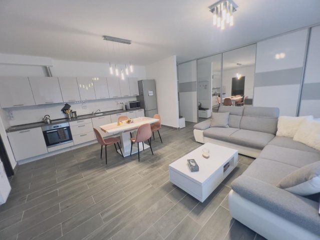 Kiadó téglalakás, albérlet, Tatabányán 230 E Ft / hó