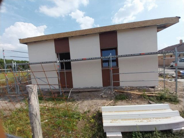 Eladó ikerház, Dabason 102 M Ft, 4 szobás / költözzbe.hu