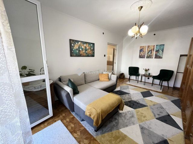 Eladó panellakás, Nyíregyházán, Semmelweis utcában 35.99 M Ft