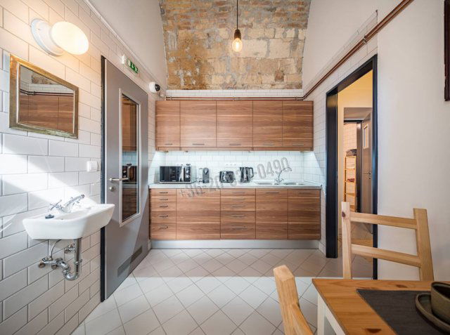 Kiadó üzlethelyiség, Budapesten, VII. kerületben 1336 E Ft / hó