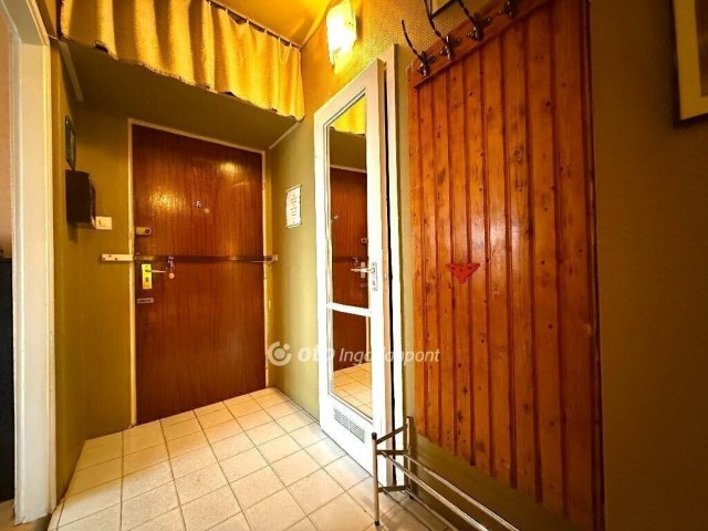 Eladó panellakás, Budapesten, XV. kerületben 64 M Ft, 1+2 szobás