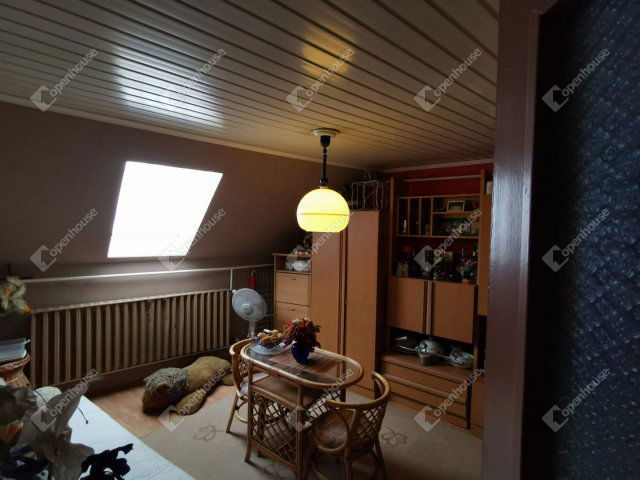 Eladó családi ház, Nagykanizsán 74.9 M Ft, 8 szobás