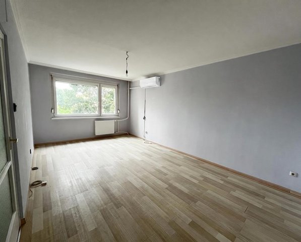 Eladó panellakás, Budapesten, III. kerületben 74.9 M Ft, 2 szobás