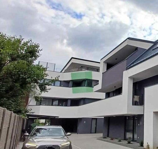 Eladó téglalakás, Szegeden 99.5 M Ft, 1+2 szobás