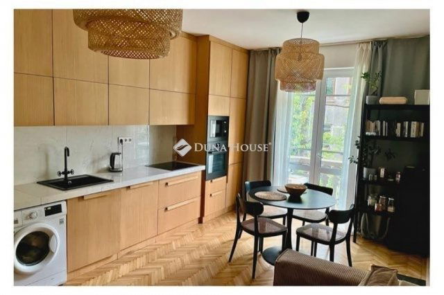 Eladó téglalakás, Budapesten, XII. kerületben 129 M Ft, 3 szobás