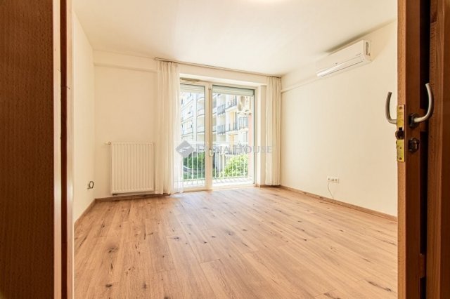 Eladó téglalakás, Budapesten, IX. kerületben 79.5 M Ft, 2 szobás