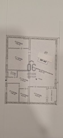 Eladó téglalakás, Szolnokon 118.8 M Ft, 4 szobás