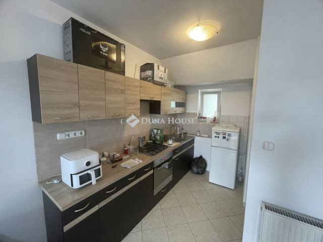 Eladó téglalakás, Győrött 53.9 M Ft, 2 szobás