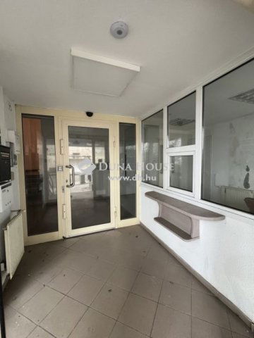 Eladó iroda, Budapesten, X. kerületben 330.75 M Ft