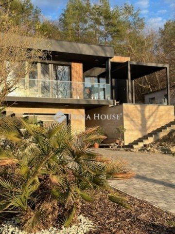 Eladó családi ház, Orfűn 199.99 M Ft, 3 szobás