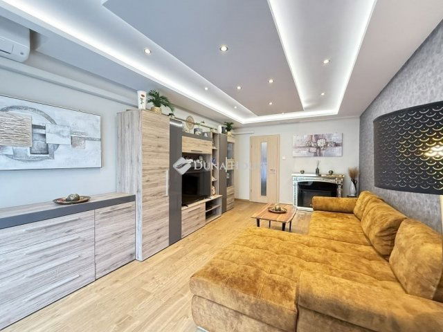 Eladó panellakás, Budapesten, III. kerületben 95 M Ft, 3 szobás
