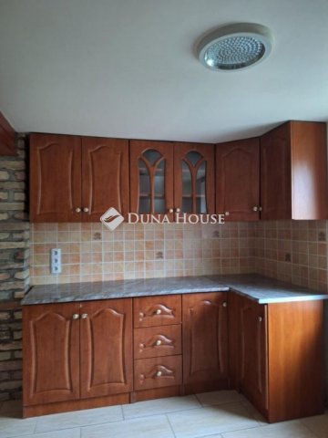 Eladó családi ház, Földeákon, Dózsa György utcában 39.9 M Ft