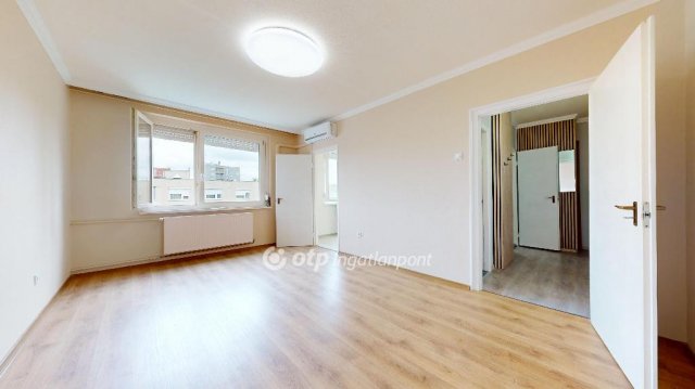 Eladó panellakás, Miskolcon 23.9 M Ft, 1+1 szobás