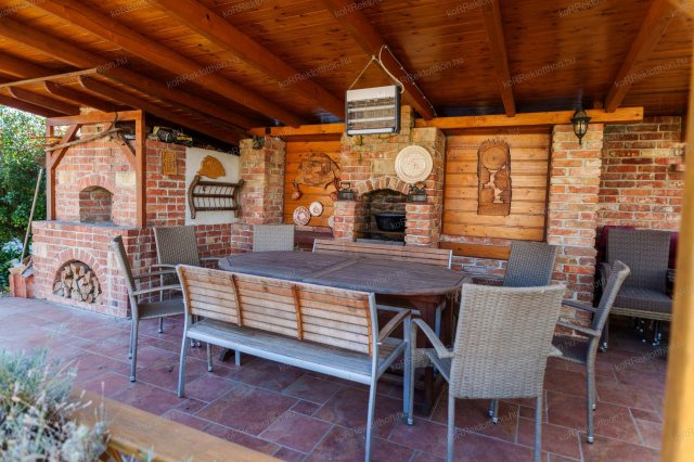 Eladó családi ház, Jászberényben 115 M Ft, 3+1 szobás