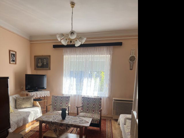 Eladó családi ház, Mezőkeresztesen 32.5 M Ft, 2 szobás