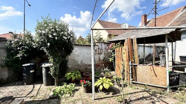 Eladó családi ház, Szombathelyen 44.9 M Ft, 3+1 szobás