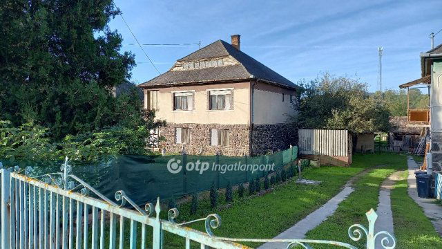 Eladó családi ház, Salgótarjánban 15 M Ft, 5 szobás