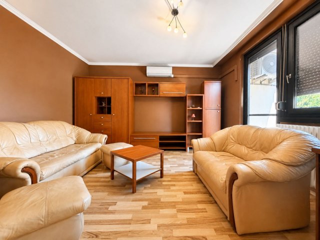 Kiadó panellakás, albérlet, Debrecenben 200 E Ft / hó, 2 szobás