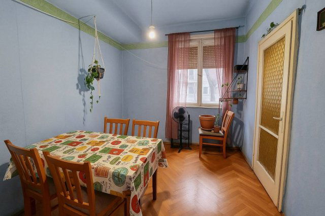 Eladó téglalakás, Budapesten, IX. kerületben, Hurok utcában