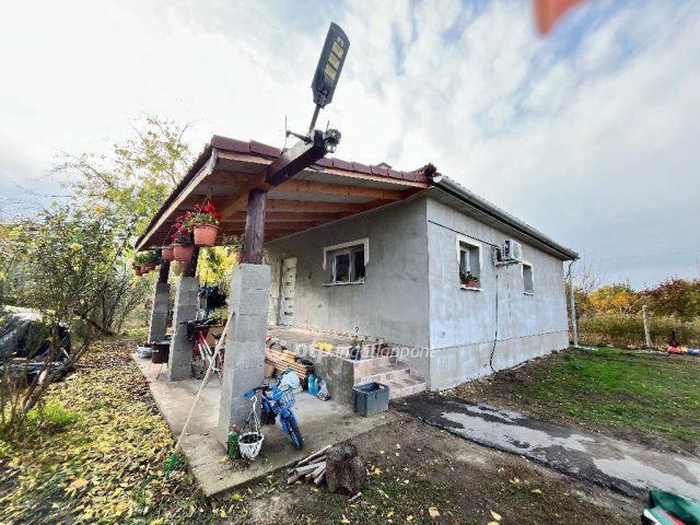 Eladó családi ház, Tápiógyörgyén 29.9 M Ft, 2 szobás