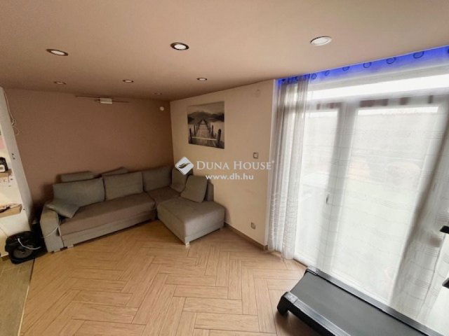 Eladó családi ház, Pákozdon 79.9 M Ft, 3 szobás