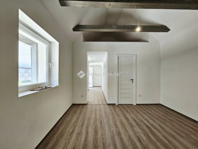 Eladó ikerház, Fóton 69.99 M Ft, 3 szobás / költözzbe.hu