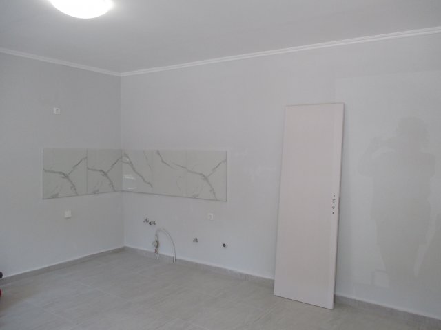 Eladó téglalakás, Békéscsabán 25.9 M Ft, 3 szobás