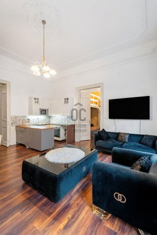 Eladó téglalakás, Budapesten, VII. kerületben 105 M Ft, 3 szobás