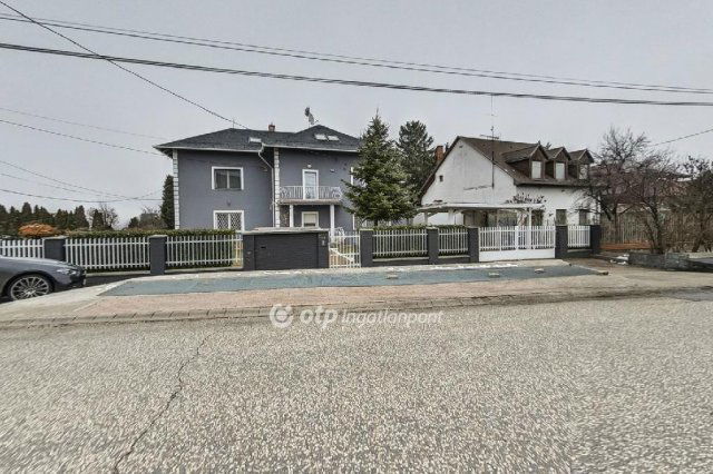 Eladó családi ház, Budapesten, XXII. kerületben 300 M Ft