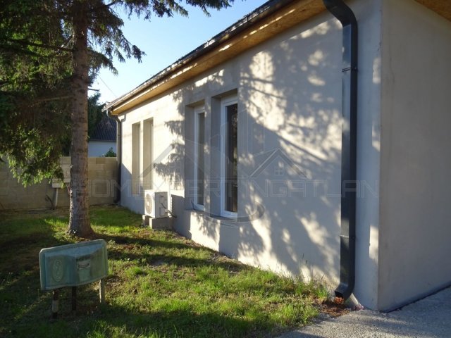 Eladó családi ház, Győrladaméren 74.9 M Ft, 3 szobás