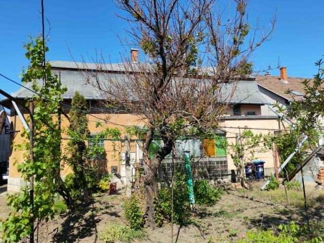 Eladó családi ház, Budapesten, XVIII. kerületben 85 M Ft