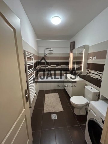 Kiadó téglalakás, albérlet, III. kerületben, Nánási úton