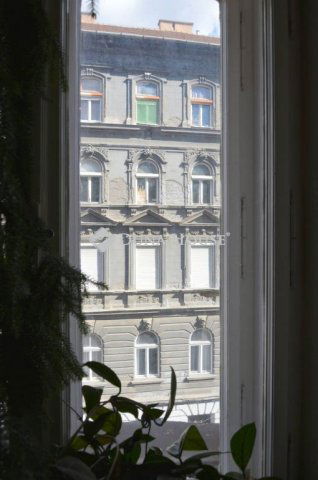 Eladó téglalakás, Budapesten, VIII. kerületben 172.2 M Ft