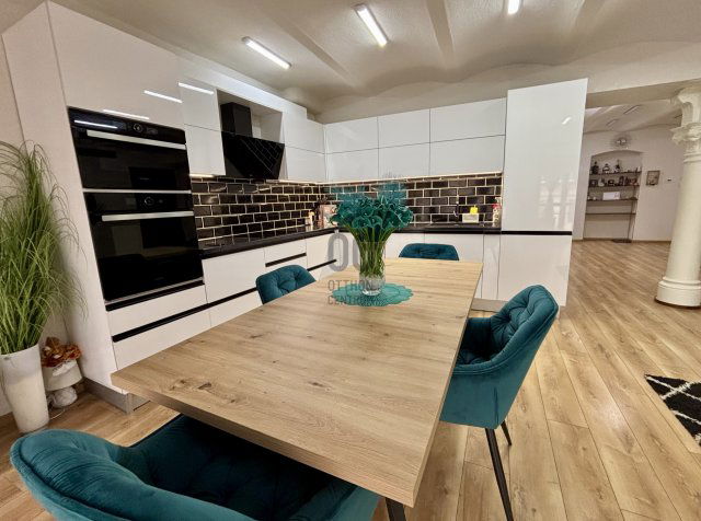 Eladó téglalakás, Kecskeméten 105 M Ft, 2 szobás