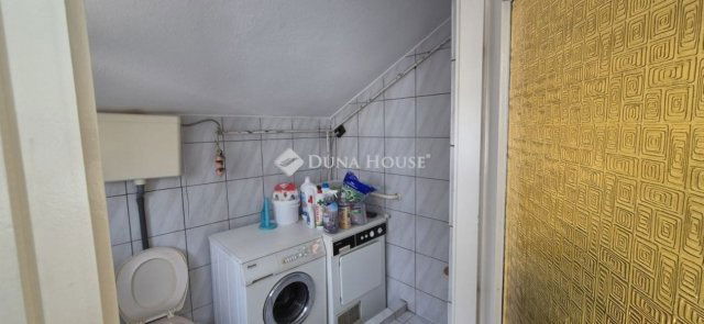 Eladó családi ház, Hódmezővásárhelyen 48 M Ft, 2 szobás