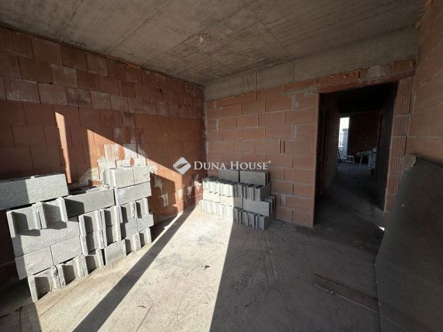 Eladó családi ház, Budapesten, XVIII. kerületben 234.5 M Ft