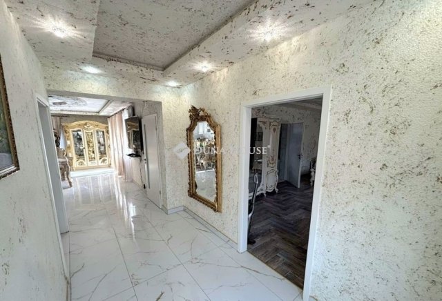 Eladó családi ház, Veresegyházon 116 M Ft, 3 szobás