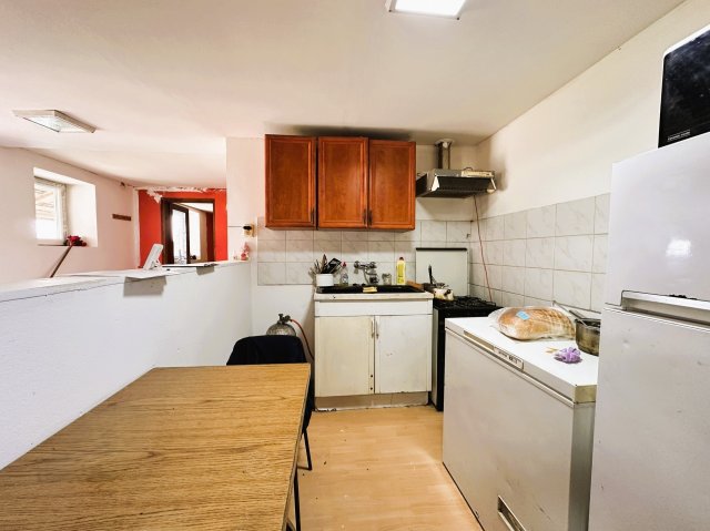 Eladó családi ház, Magyarbánhegyesen 5 M Ft, 2 szobás