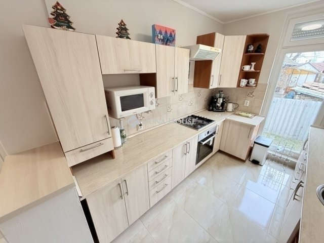 Eladó családi ház, Budapesten, XVIII. kerületben 149.9 M Ft