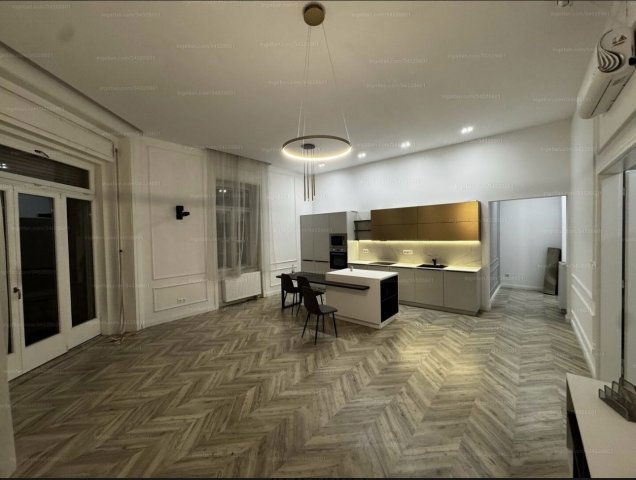 Kiadó téglalakás, albérlet, Budapesten, V. kerületben, 2 szobás