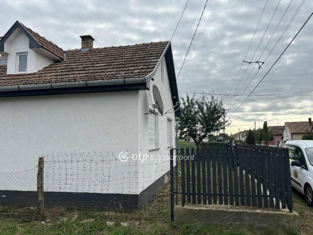 Eladó családi ház, Létavértesen 23 M Ft, 2+3 szobás