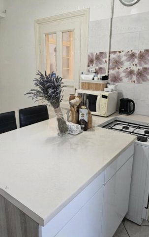 Eladó téglalakás, Budapesten, XIV. kerületben 70.9 M Ft