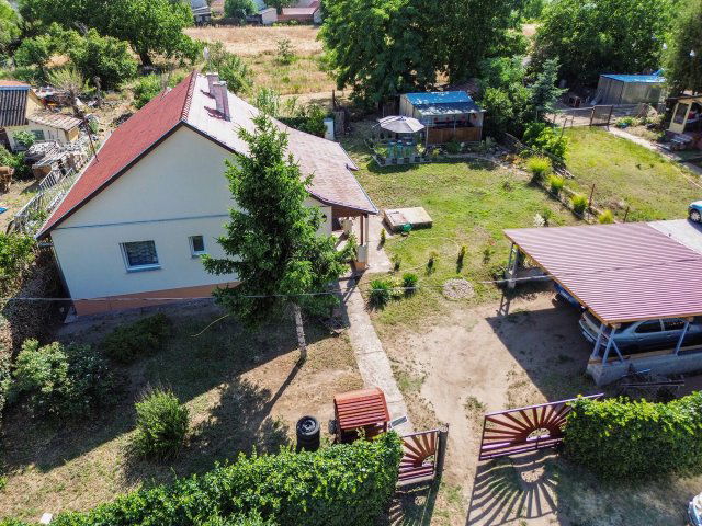 Eladó családi ház, Kecskeméten 79 M Ft, 4 szobás
