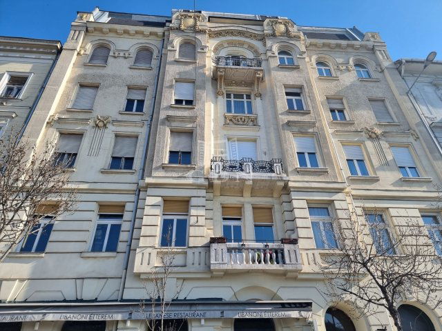 Eladó téglalakás, Budapesten, V. kerületben 69.8 M Ft